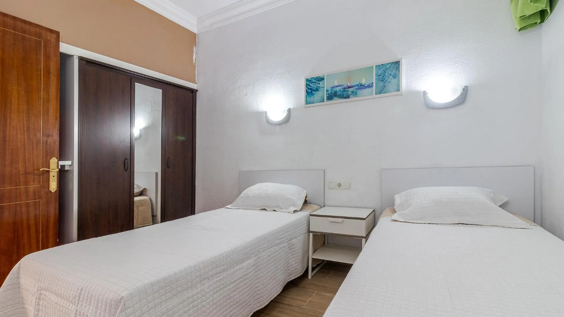 Flatguest Dunas - Balcony - Swimming Pool San Bartolome de Tirajana  Apartment San Bartolome de Tirajana (Gran Canaria)